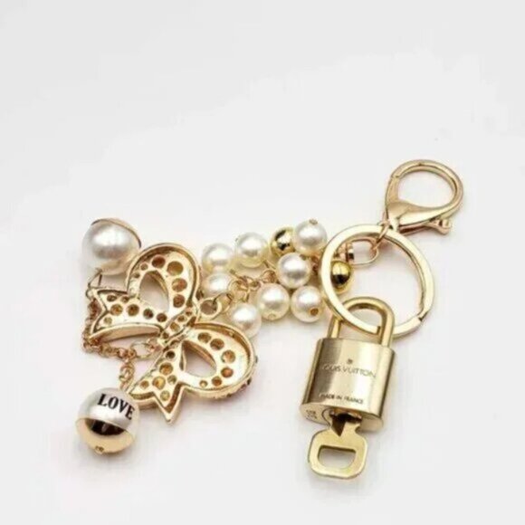 Authentic Louis Vuitton Lock & Key with unbranded Bagcharm, Keycharm, Keychain - Picture 6 of 8